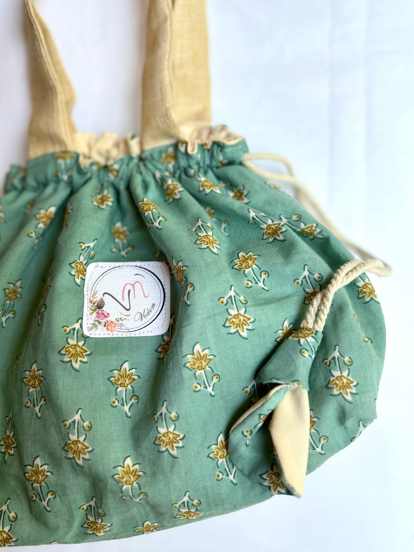 Buttercream Bloom Potli